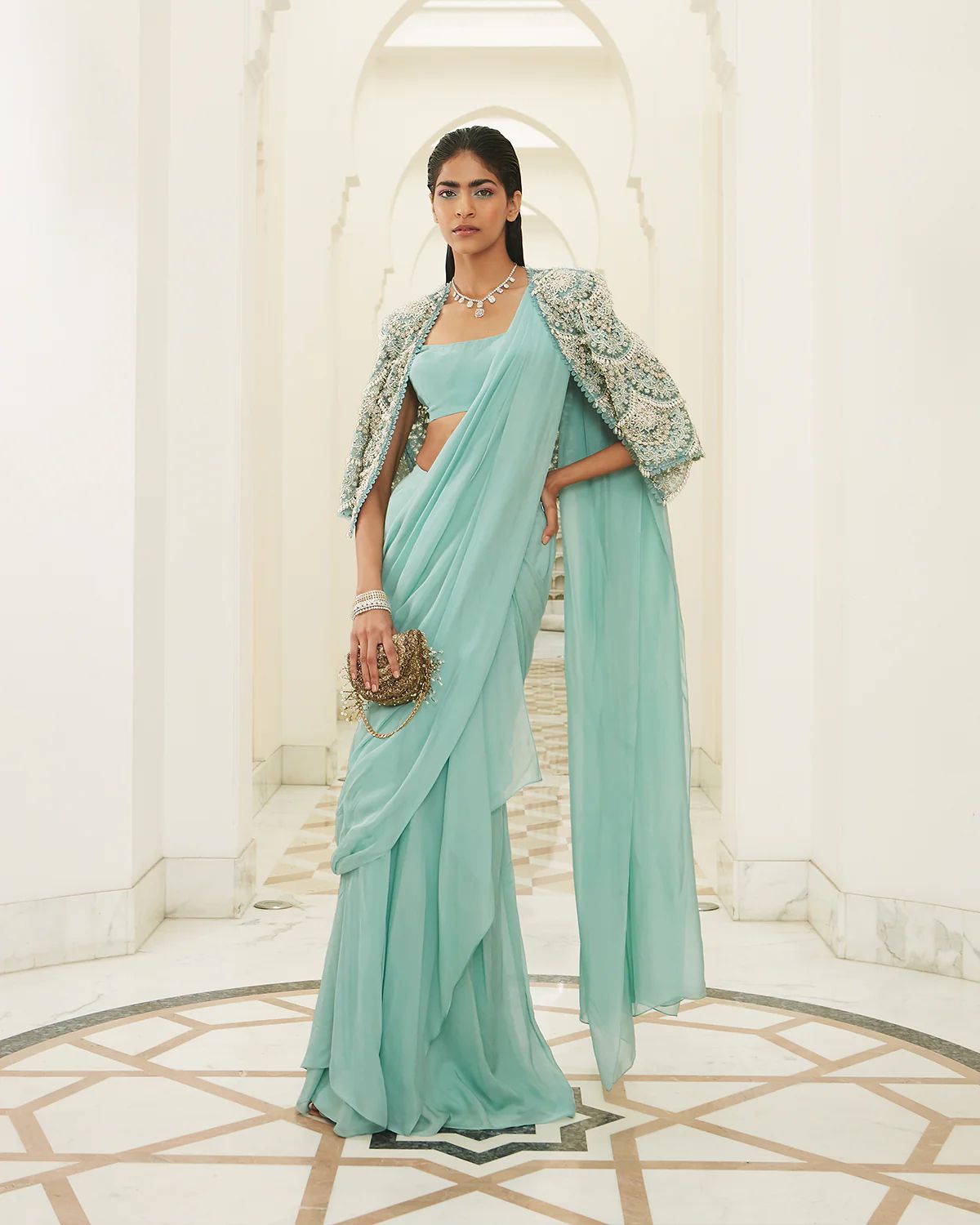 Saris